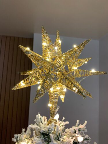 3D Silver Glitter Star Tree Topper with 56 LED Lights photo review
